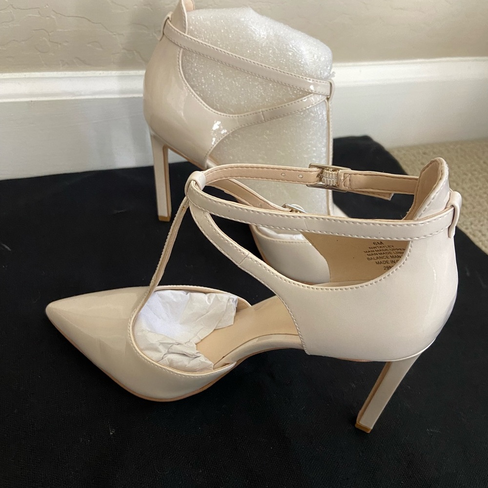 Nine West High Heel Mary Janes, Size 5.5
